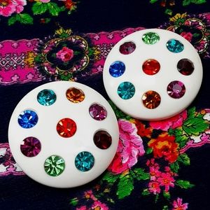 VINTAGE clip on earrings